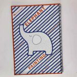 دفتر نقاشی 20 برگ رحلی منگنه ای فانتزی آوای تحریر کد D226