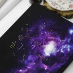 دفترکلاسوری26حلقه100برگ قفل فلز برگ سری کهکشانی کد71308