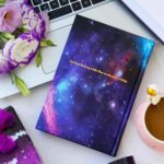 دفتر100برگ سایز A5 ته دوخت جلد سخت برگ سری کهکشانی کد70106